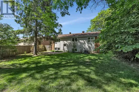 38 Elmbank Crescent Ottawa ON K2G 3P6