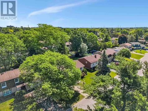 38 Elmbank Crescent Ottawa ON K2G 3P6