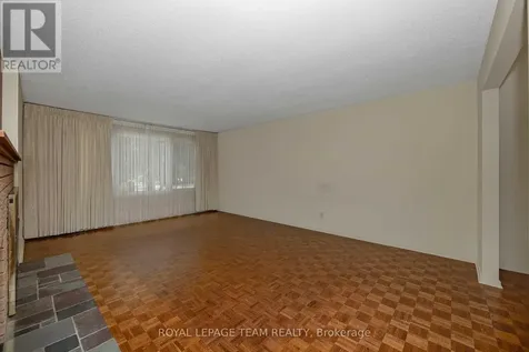 38 Elmbank Crescent Ottawa ON K2G 3P6