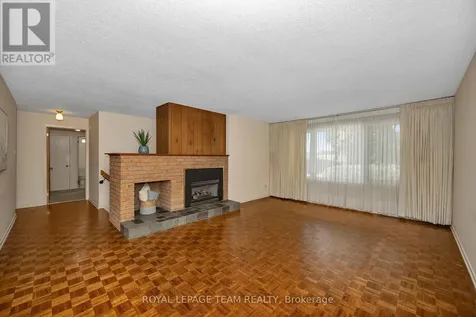 38 Elmbank Crescent Ottawa ON K2G 3P6