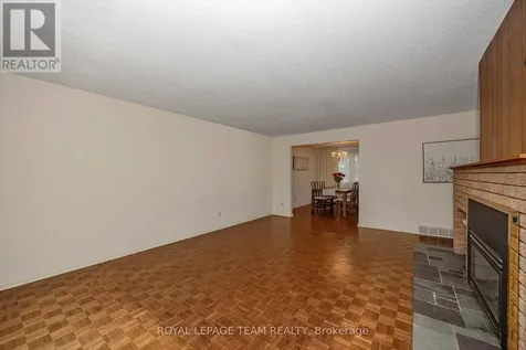 38 Elmbank Crescent Ottawa ON K2G 3P6