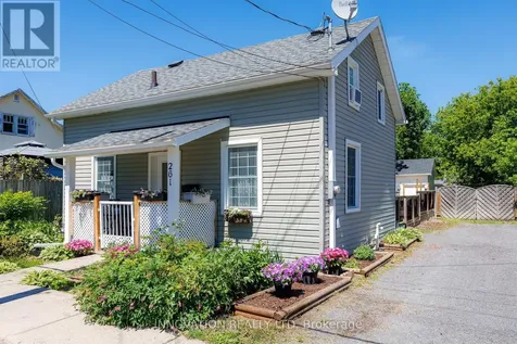 261 St-paul Street Carleton Place ON K7C 3C7