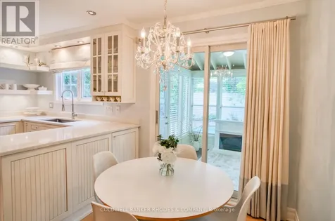 1666 Amberdale Crescent Ottawa ON K1H 7B3
