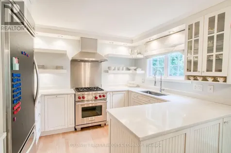 1666 Amberdale Crescent Ottawa ON K1H 7B3