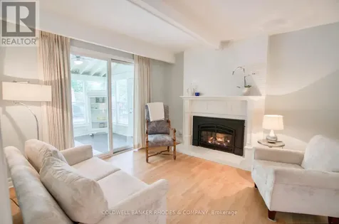 1666 Amberdale Crescent Ottawa ON K1H 7B3