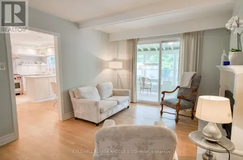 1666 Amberdale Crescent Ottawa ON K1H 7B3