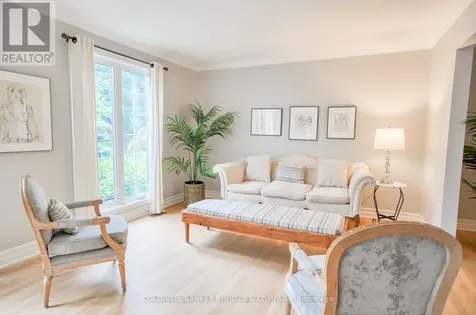 1666 Amberdale Crescent Ottawa ON K1H 7B3