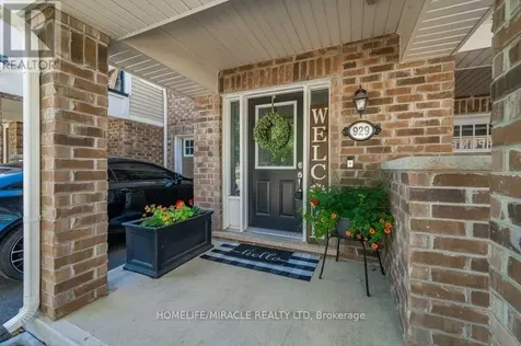 929 Apple Hill Lane Kitchener ON N2R 0L7