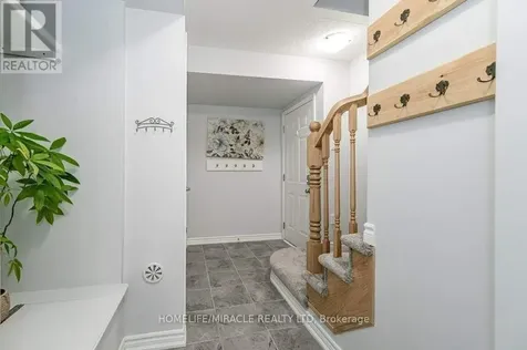 929 Apple Hill Lane Kitchener ON N2R 0L7