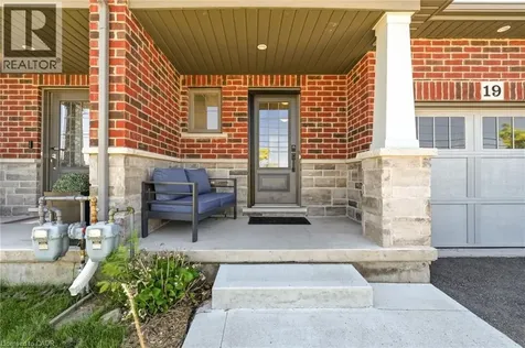 19 Severino Circle Smithville ON L0R 2A0