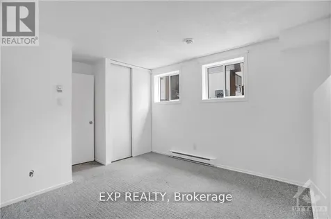 20 Forester Crescent Ottawa ON K2H 8X9