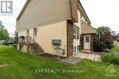 20 Forester Crescent Ottawa ON K2H 8X9