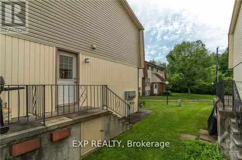 20 Forester Crescent Ottawa ON K2H 8X9