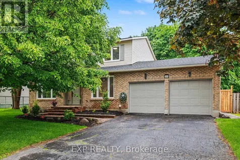 241 Anglehart Avenue Ottawa ON K1E 2V7