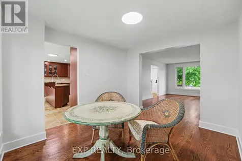 241 Anglehart Avenue Ottawa ON K1E 2V7