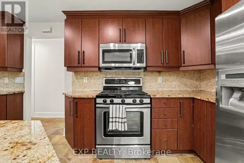 241 Anglehart Avenue Ottawa ON K1E 2V7