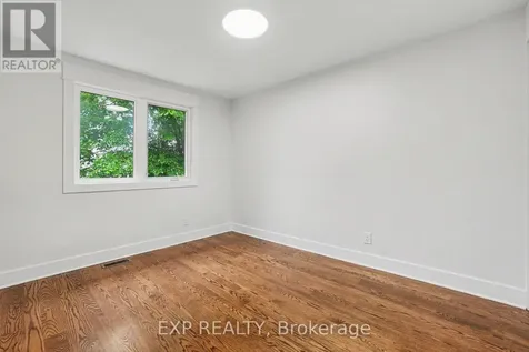 241 Anglehart Avenue Ottawa ON K1E 2V7