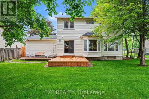 241 Anglehart Avenue Ottawa ON K1E 2V7