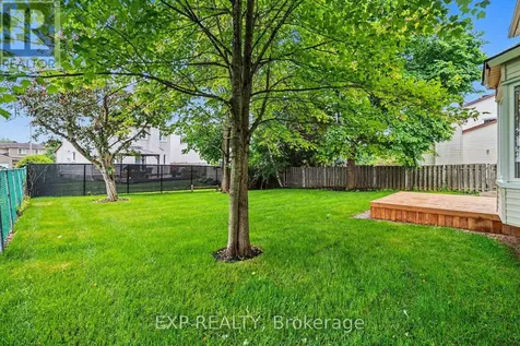 241 Anglehart Avenue Ottawa ON K1E 2V7
