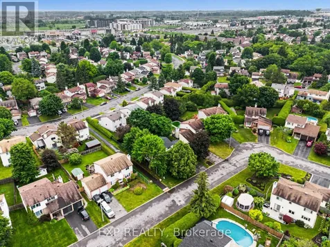 241 Anglehart Avenue Ottawa ON K1E 2V7