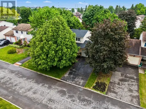 241 Anglehart Avenue Ottawa ON K1E 2V7