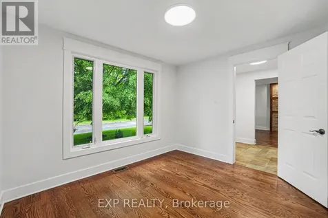 241 Anglehart Avenue Ottawa ON K1E 2V7
