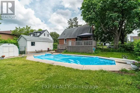 1357 Thames Street Ottawa ON K1Z 7N3