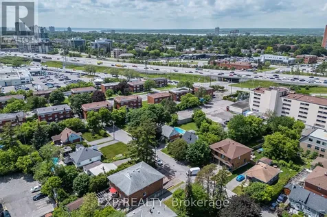 1357 Thames Street Ottawa ON K1Z 7N3