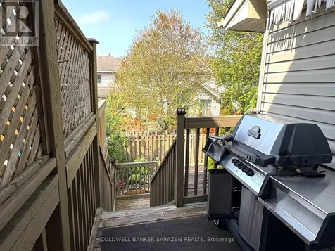 253 Saddlesmith Circle Ottawa ON K2M 2Z1