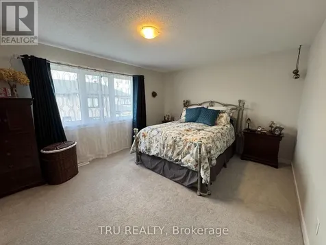 802 Sendero Way Ottawa ON K2S 0Y9