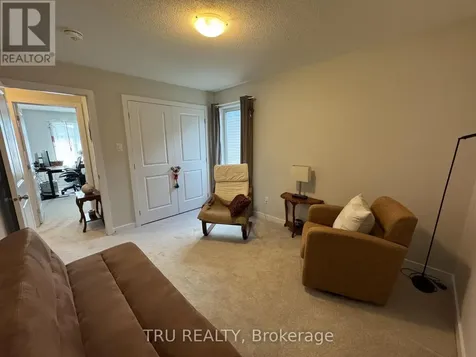 802 Sendero Way Ottawa ON K2S 0Y9