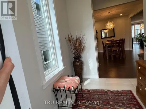 802 Sendero Way Ottawa ON K2S 0Y9