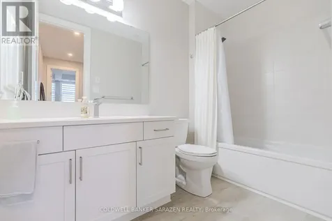 110 Cortile Private Ottawa ON K1V 2S8