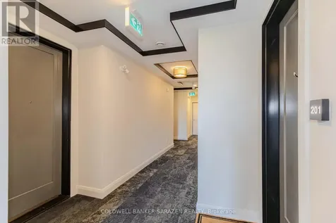 110 Cortile Private Ottawa ON K1V 2S8