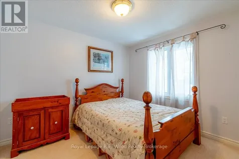 27 Woodside Drive Tillsonburg ON N4G 5P9