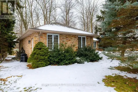 27 Woodside Drive Tillsonburg ON N4G 5P9