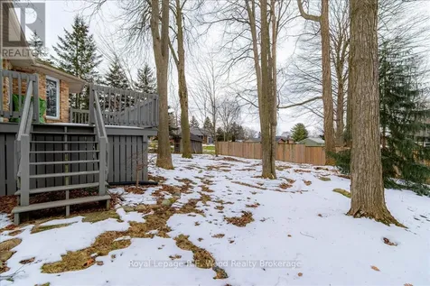 27 Woodside Drive Tillsonburg ON N4G 5P9