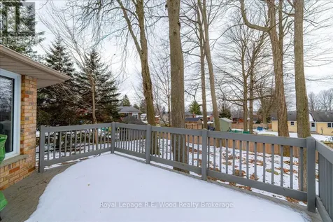 27 Woodside Drive Tillsonburg ON N4G 5P9
