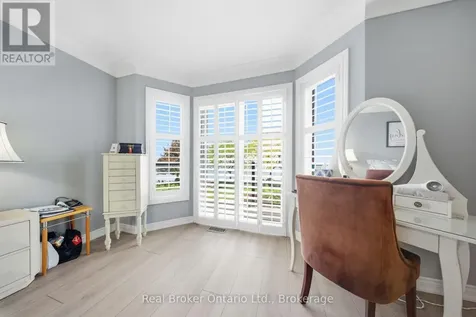 23 Edgewater Drive Hamilton (lakeshore) ON L8E 4Z2