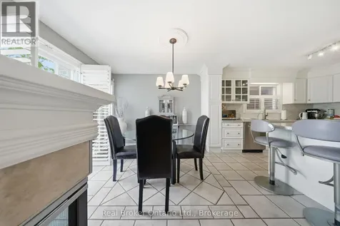 23 Edgewater Drive Hamilton (lakeshore) ON L8E 4Z2