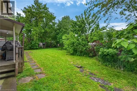 33 Kenwood Crescent Hamilton ON L8T 1W3