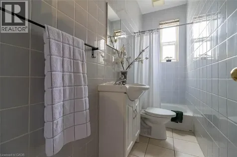 82 Burris Street Hamilton ON L8M 2J5