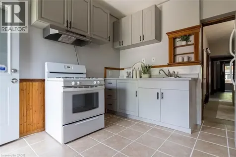 82 Burris Street Hamilton ON L8M 2J5
