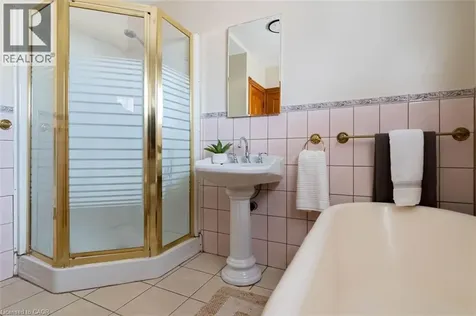 82 Burris Street Hamilton ON L8M 2J5