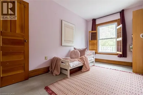 82 Burris Street Hamilton ON L8M 2J5