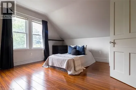 82 Burris Street Hamilton ON L8M 2J5
