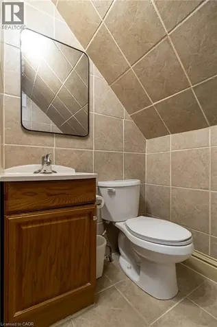 82 Burris Street Hamilton ON L8M 2J5