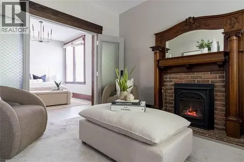 82 Burris Street Hamilton ON L8M 2J5