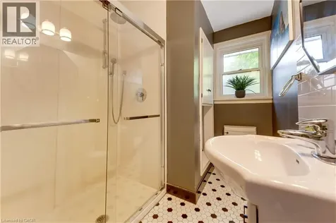 90 Arlington Boulevard Kitchener ON N2A 2G9