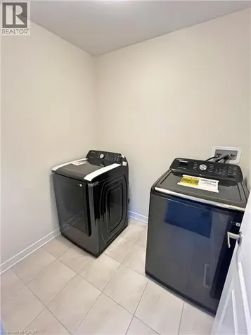 66 Aviron Crescent Welland ON L3B 0M3